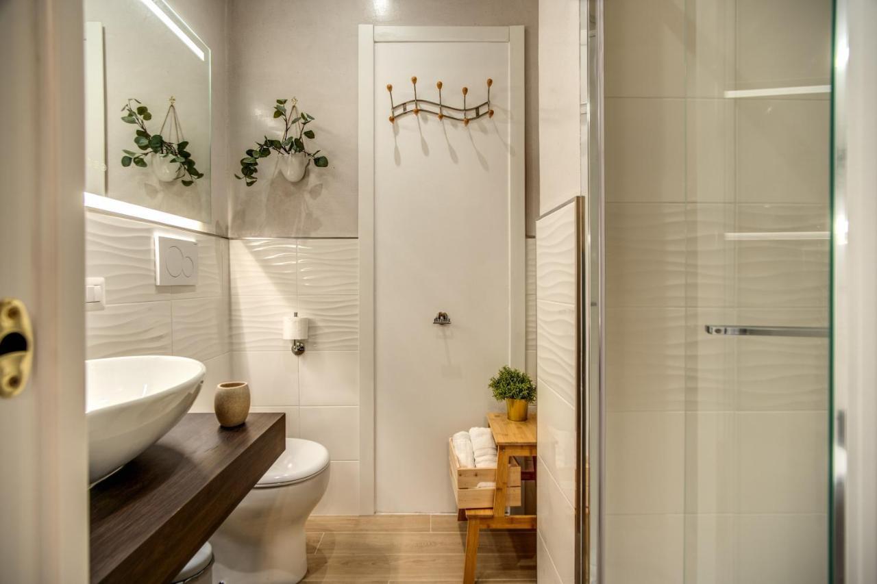 Gianicolo Miracle Suite Rome Bagian luar foto