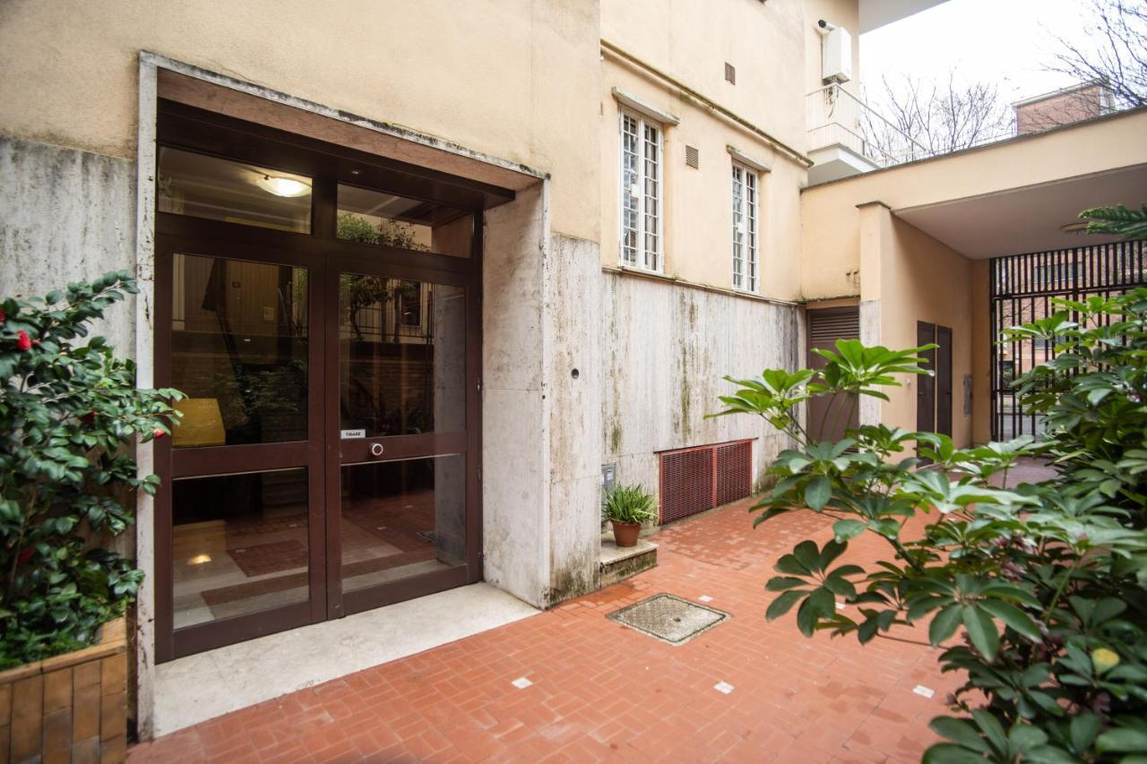 Gianicolo Miracle Suite Rome Bagian luar foto