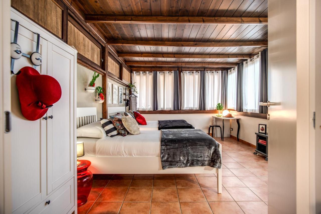 Gianicolo Miracle Suite Rome Bagian luar foto